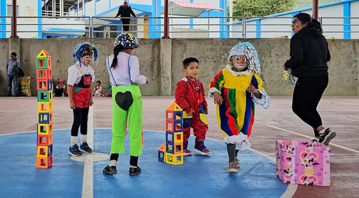 El circo llega a las aulas para transformar la educación